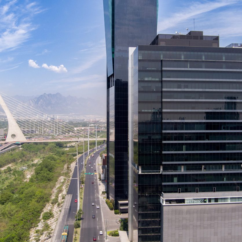 Torre Hub
