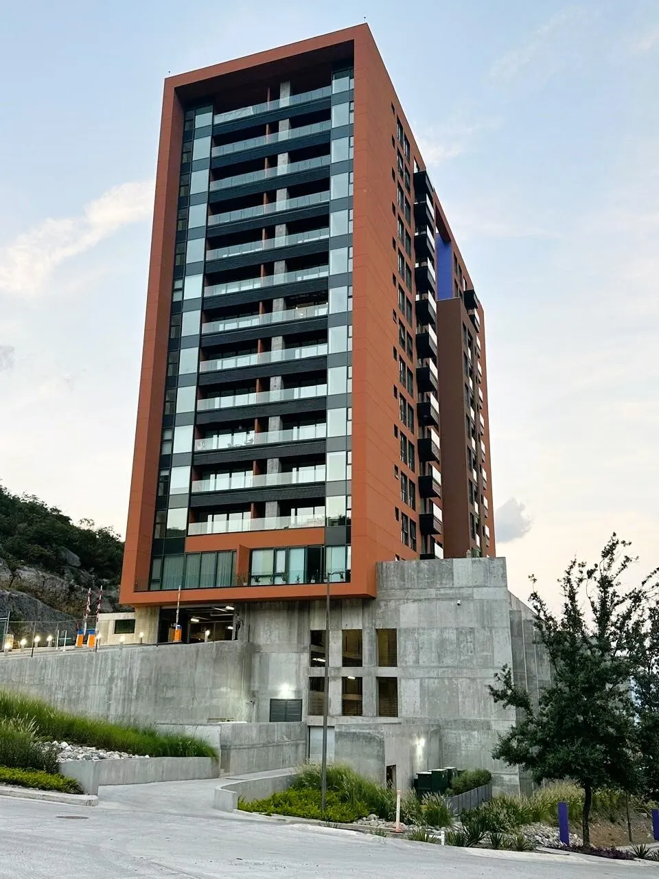 Torre Zafiro